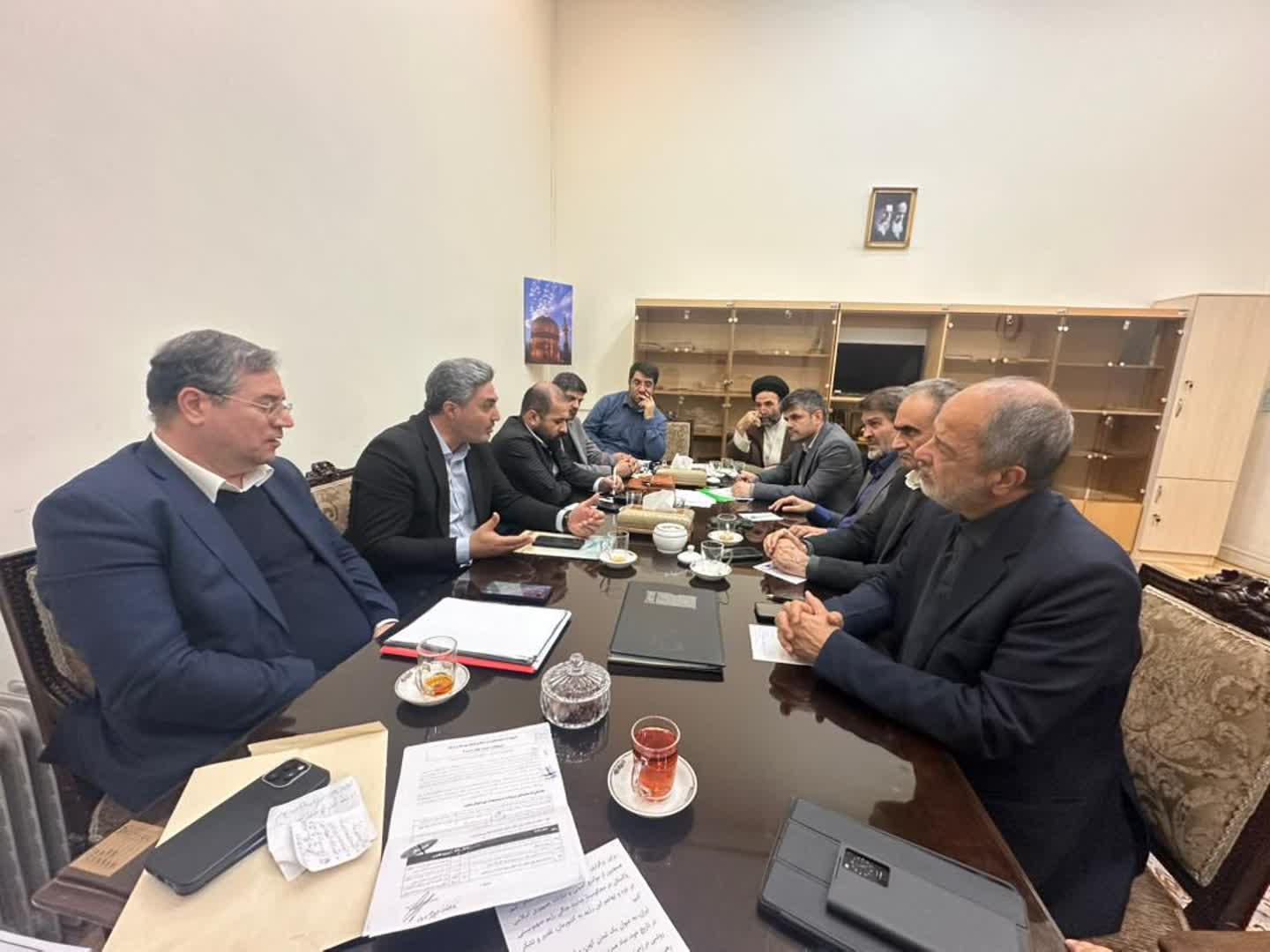 برگزاری نشست مشترک استاندار آذربایجان‌غربی با اعضای مجمع نمایندگان استان + تصاویر