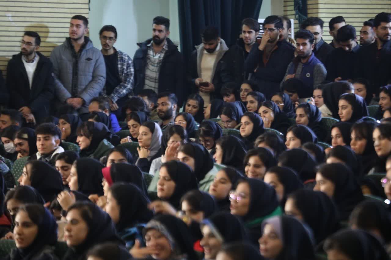 آلبوم تصویری / برگزاری آیین گرامیداشت 16 آذر و روز دانشجو در دانشگاه ارومیه