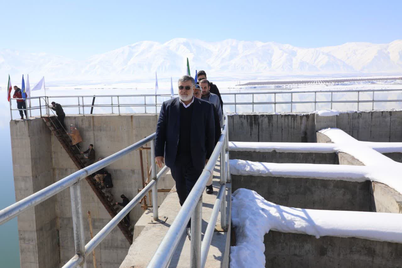 آلبوم تصویری / بازدید دبیر کارگروه ملی نجات دریاچه ارومیه از پایان عملیات اجرایی تونل انتقال آب از سد کانی سیب