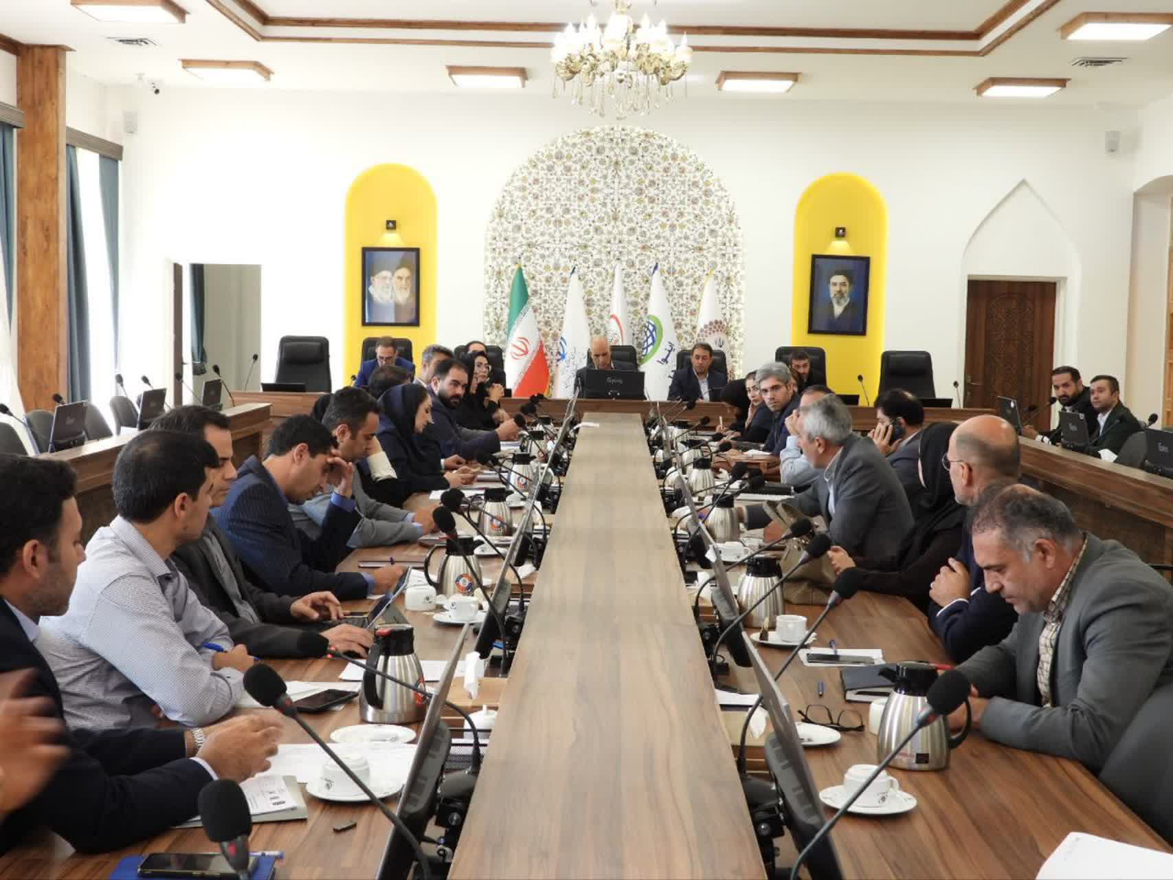 رفع موانع سرمایهگذاری محور جلسه مرکز خدمات سرمایهگذاری آذربایجانغربی