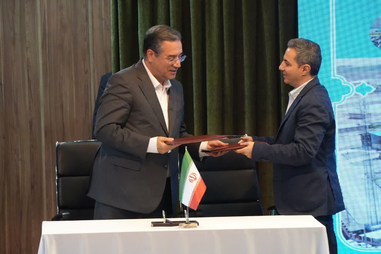 آلبوم تصویری / نشست رئیسجمهور پزشکیان با سرمایهگذاران و فعالان اقتصادی آذربایجانغربی