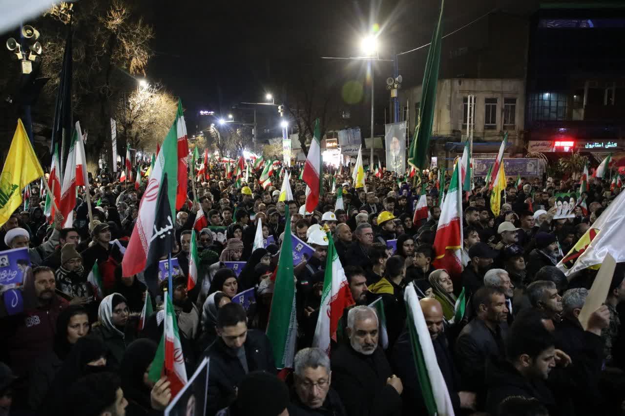 تداوم تجمعات شبانه مردم ارومیه + تصاویر