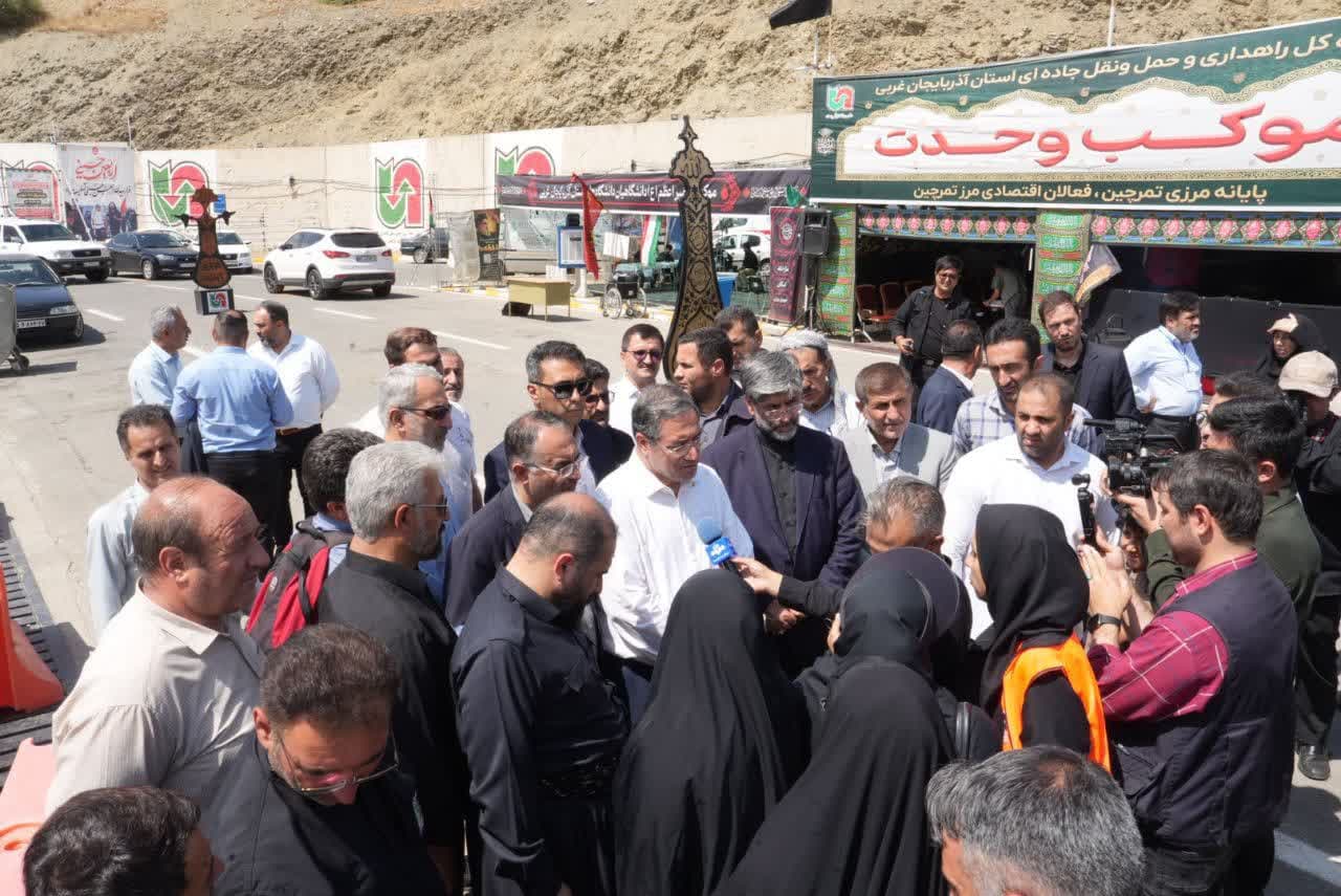 بازدید استاندار آذربایجانغربی از روند ارائه خدمات به زائران اربعین حسینی + تصاویر