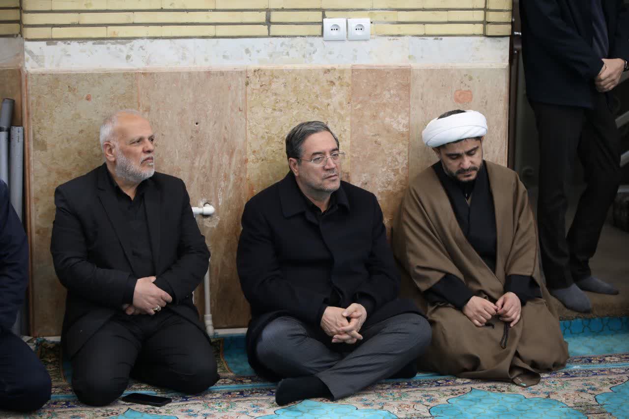 تجمع مردم ارومیه در پی شهادت مقام معظم رهبری + تصاویر