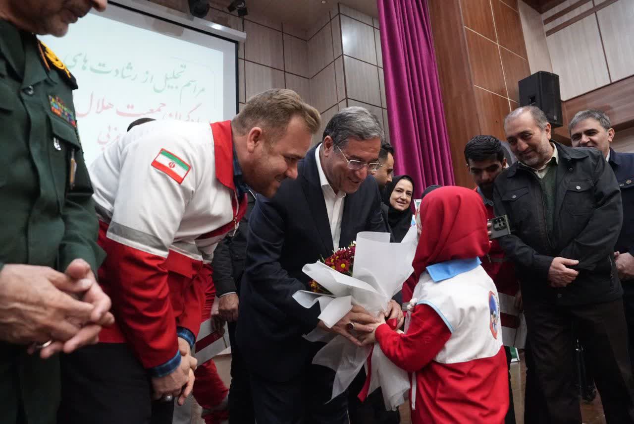 آلبوم تصویری / برگزاری مراسم تجلیل از رشادت‌های امدادگران جمعیت هلال احمر آذربایجان‌غربی