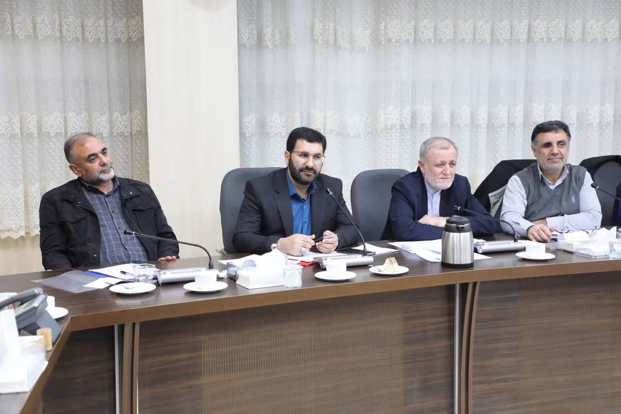 برگزاری جلسه بررسی مسائل و مشکلات و ظرفیت های توسعه ای شهرستان ارومیه + تصاویر
