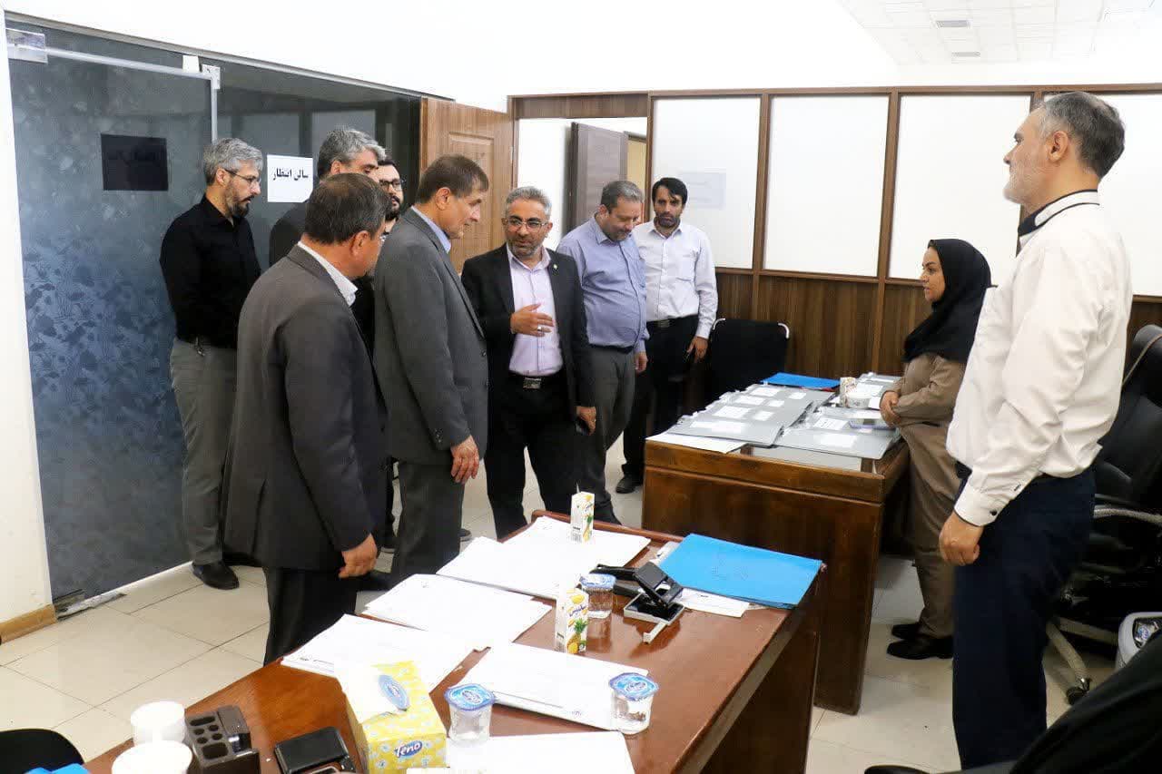 بازدید معاون توسعه مدیریت و منابع استاندار آذربایجانغربی از روند ارزیابی تکمیلی آزمون مشترک فراگیر دستگاههای اجرایی