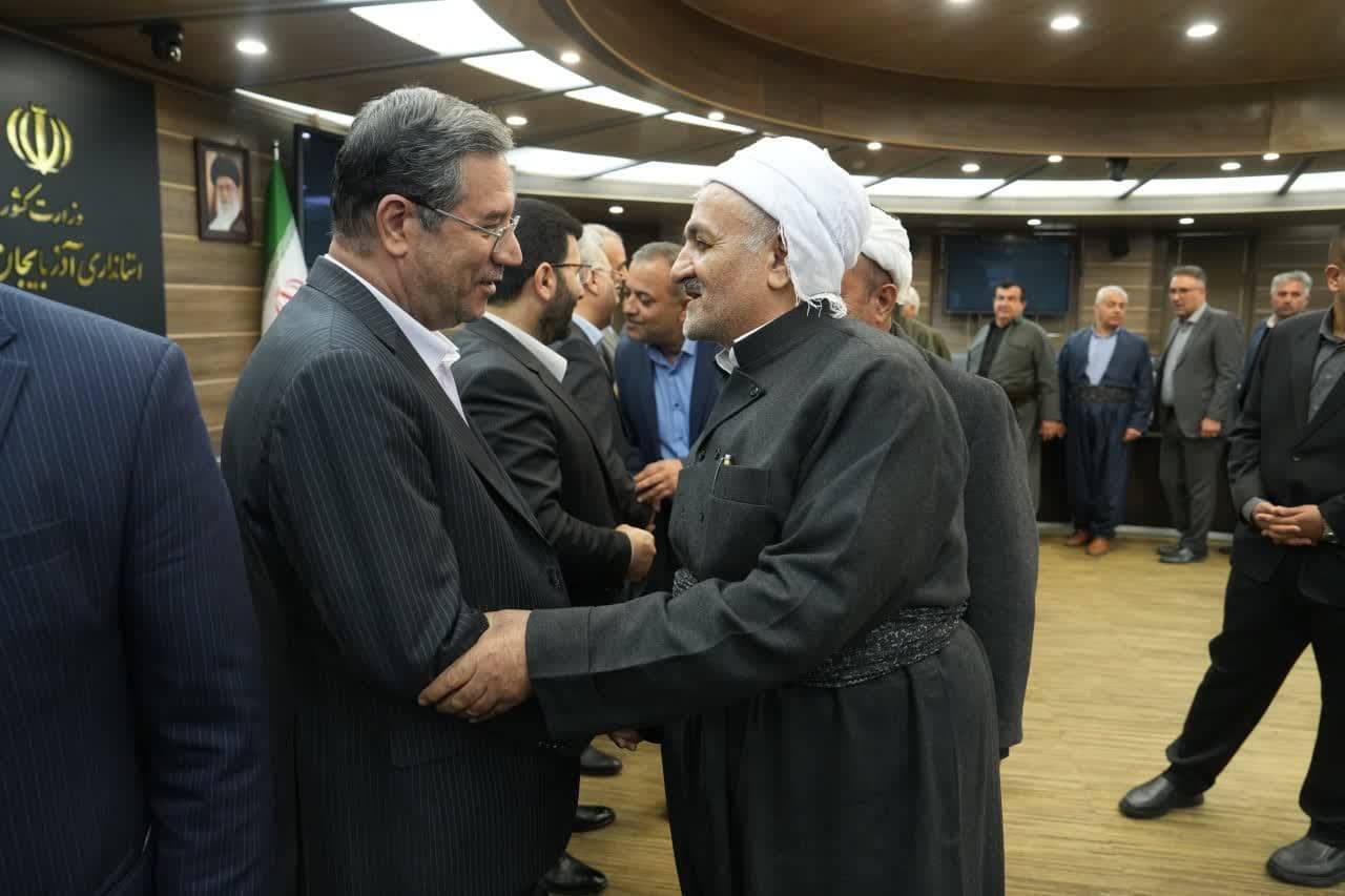 آلبوم تصویری / دیدار استاندار آذربایجانغربی با اقشار مختلف به مناسبت اعیاد نوروز و فطر