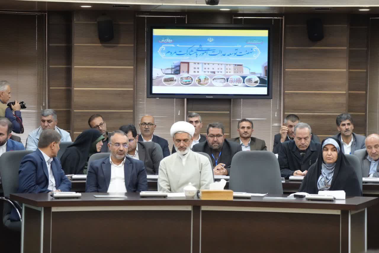 آلبوم تصویری / برگزاری نشست نهضت توسعه عدالت آموزشی با مشارکت مردم در آذربایجانغربی