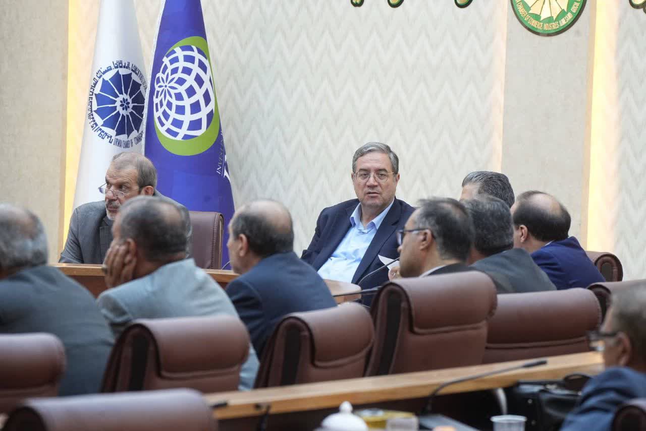 راهکارهای رفع موانع مرزی روی میز شورای گفتوگوی دولت و بخش خصوصی آذربایجانغربی