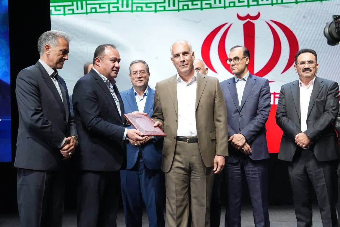 آلبوم تصویری / تجلیل از جهادگران صنعت و معدن آذربایجان‌غربی