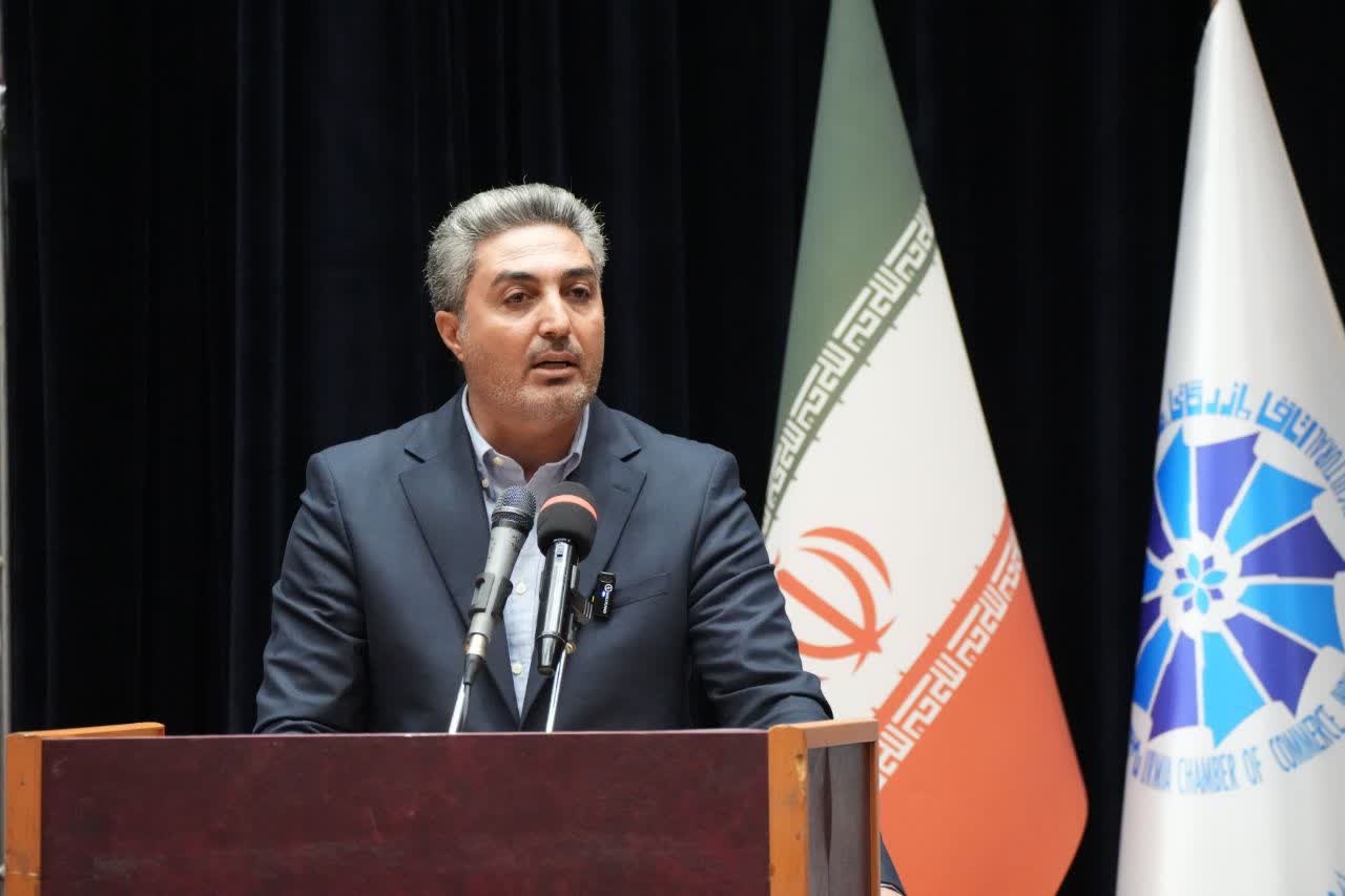 برگزاری نشست بررسی چالشها و راهکارهای توسعه اقتصادی آذربایجانغربی + تصاویر