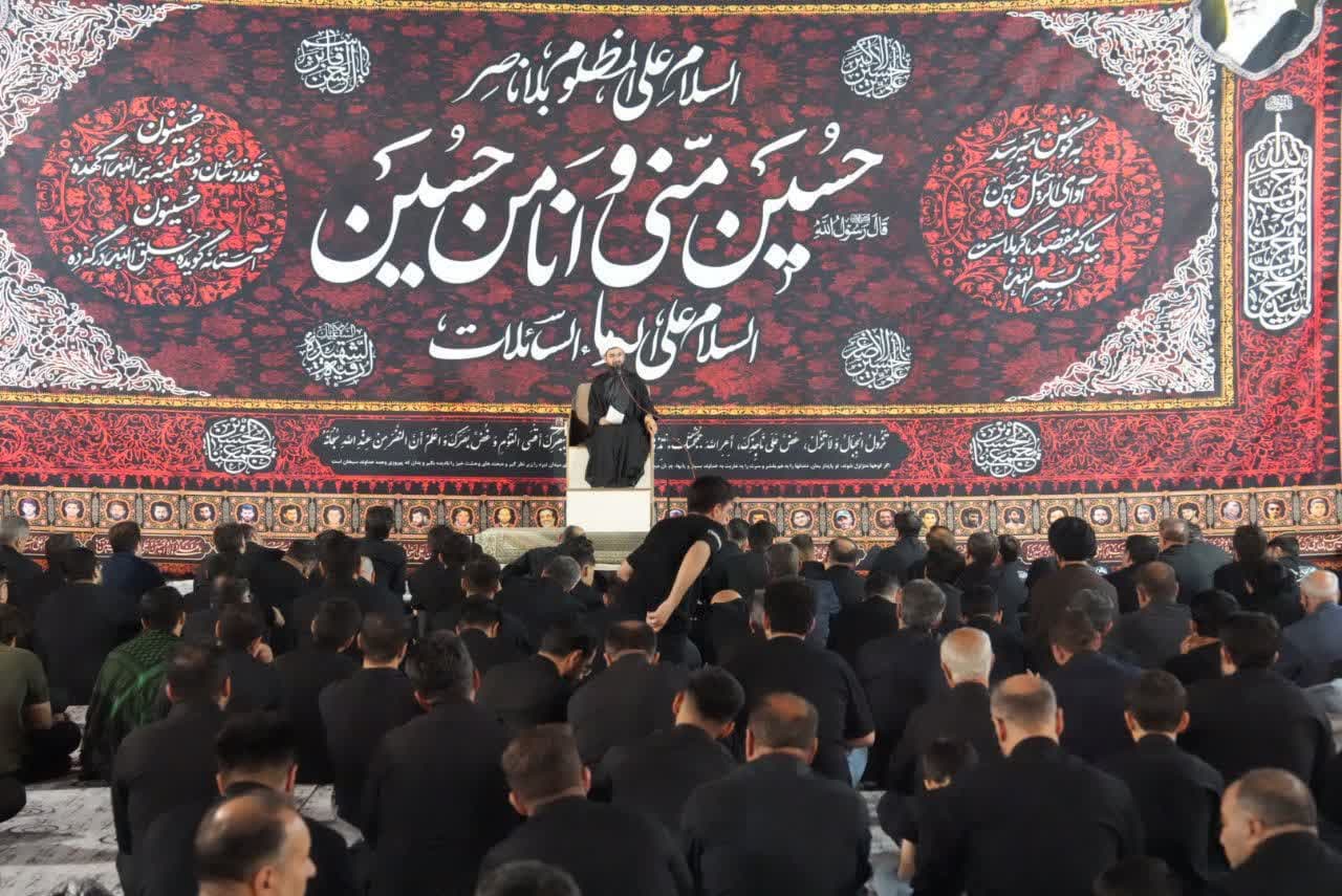 برگزاری آیین عزاداری شبهای محرم و شهادت اباعبدالله الحسین (ع) در مسجد امام علی (ع) ارومیه + تصاویر