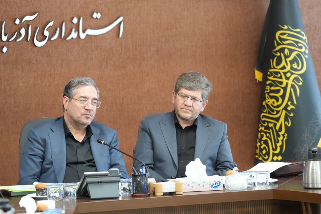 برگزاری نشست مشترک معاون وزیر راه و شهرسازی و مدیرعامل راهآهن جمهوری اسلامی ایران با استاندار آذربایجانغربی