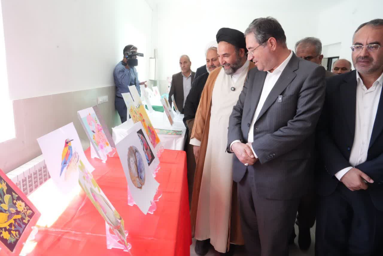 بهرهبرداری از یک باب مدرسه 10 کلاسه استثنایی در شهر نوشین شهر بخش نازلو + تصاویر