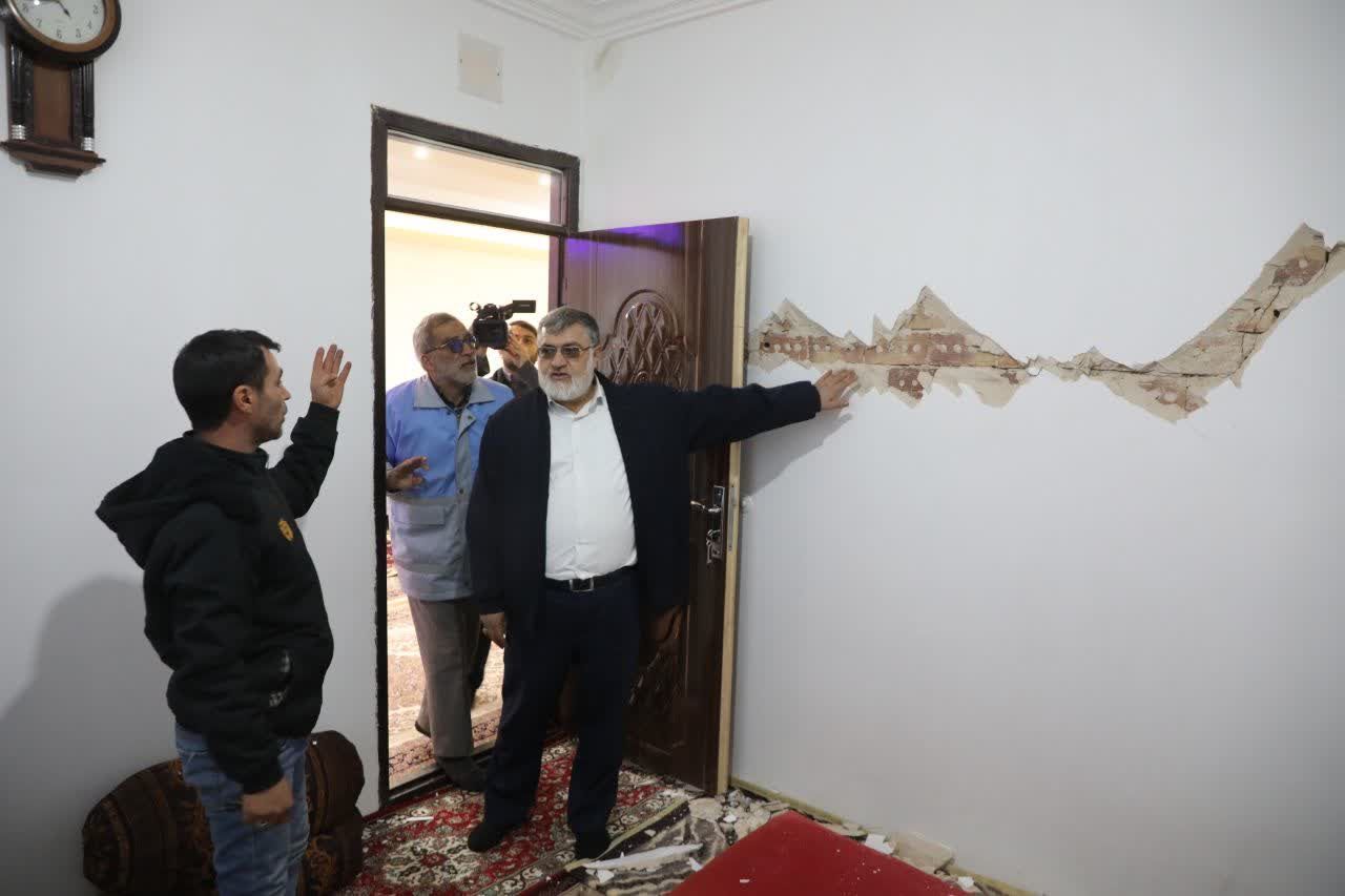 آلبوم تصویری / بازدید استاندار آذربایجانغربی و رئیس سازمان مدیریت بحران کشور از مناطق زلزله زده شهرستان خوی