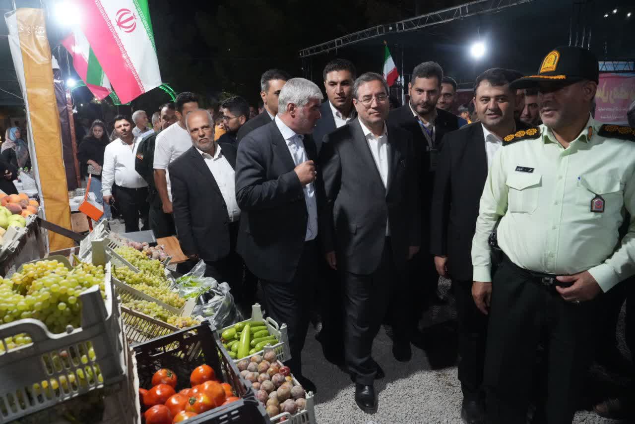 آلبوم تصویری / آغاز هشتمین جشنواره انگور ارومیه