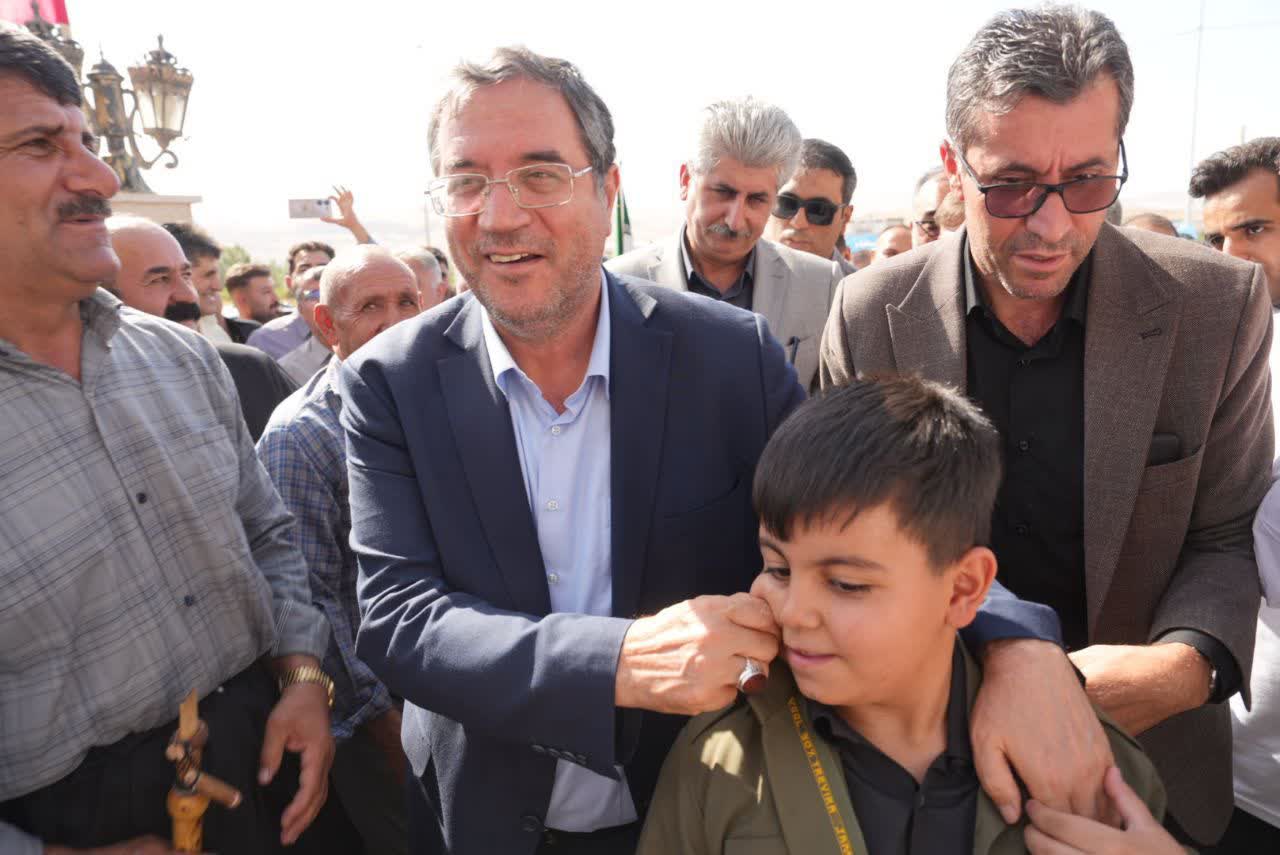 افتتاح واحد تولیدی خشکبار و آجیل سیروان در مهاباد + تصاویر