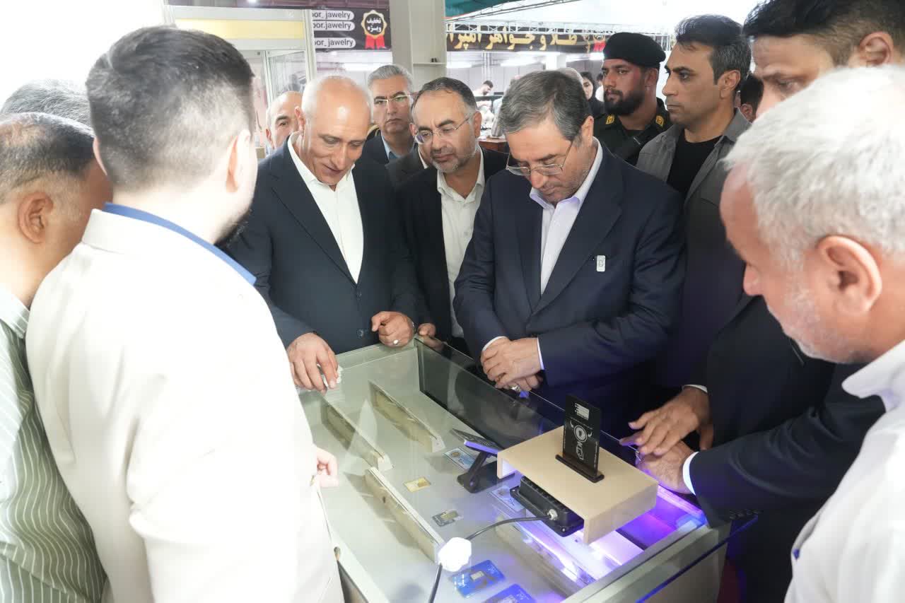 افتتاح اولین نمایشگاه تخصصی طلا و جواهر در ارومیه + تصاویر