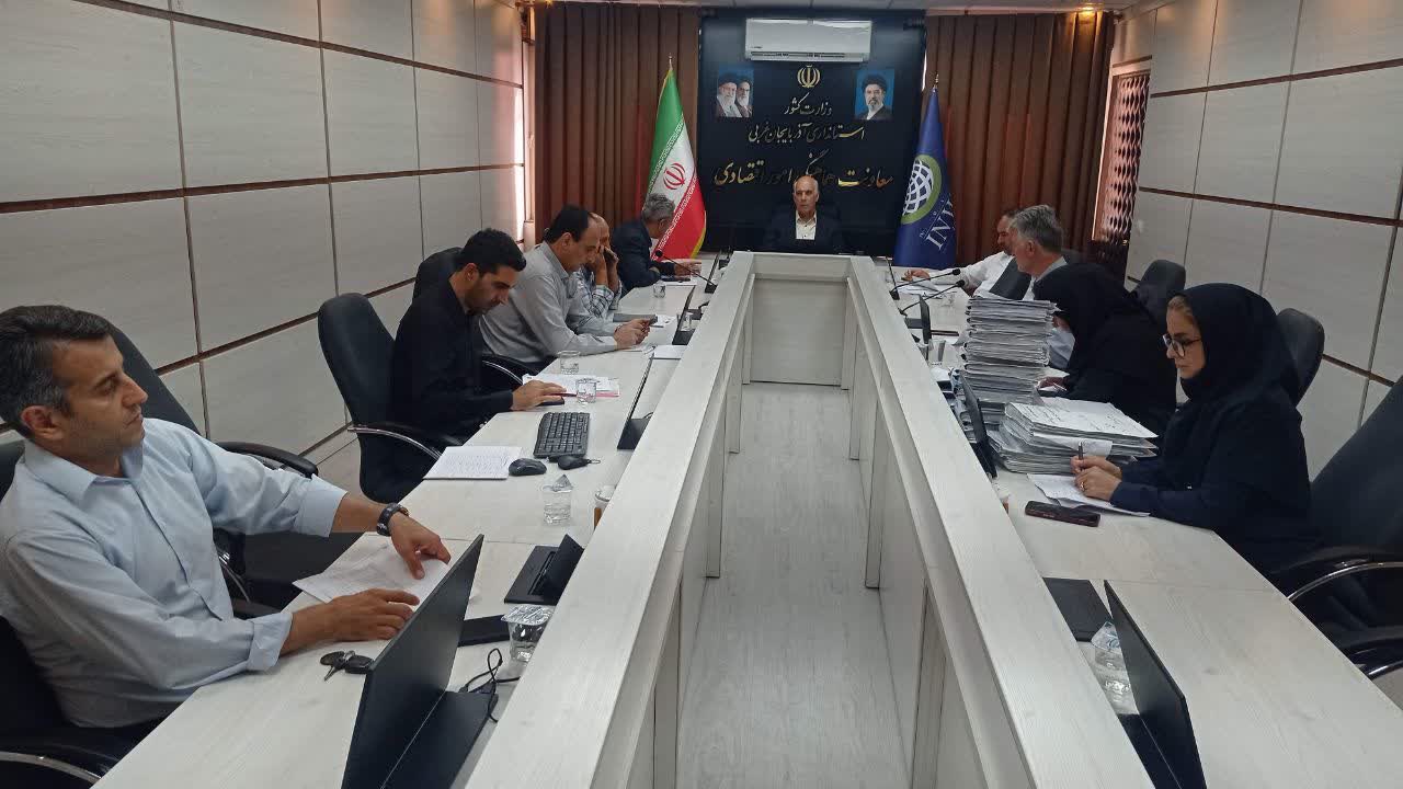 بررسی 28 پرونده سرمایهگذاری در کمیسیون طرحهای غیرکشاورزی ماده 21 استانداری آذربایجانغربی