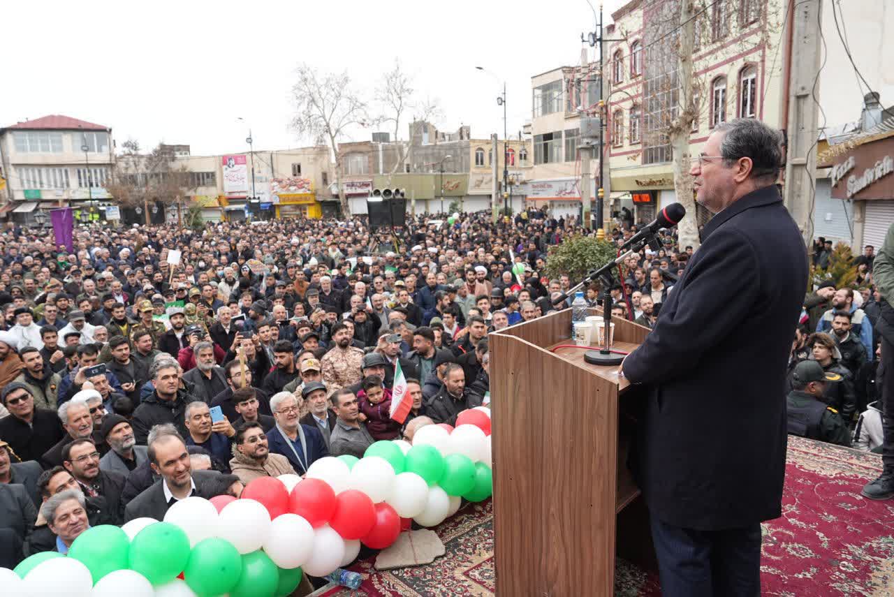 برگزاری باشکوه راهپیمایی 22 بهمن در خوی + تصاویر