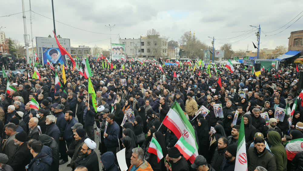 برگزاری اجتماع میثاق با امام شهید امت و بیعت با رهبر منتخب خبرگان ملت در ارومیه + تصاویر