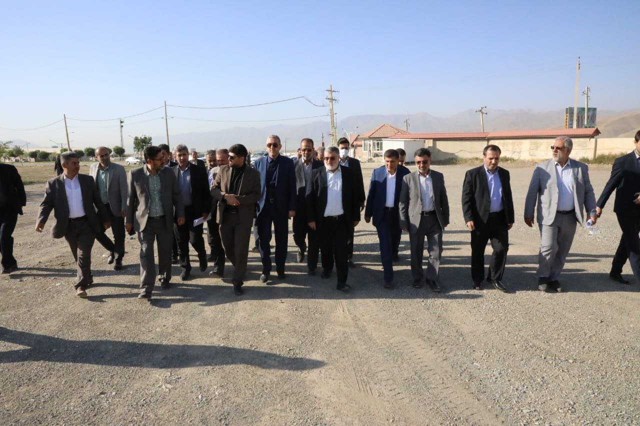 آلبوم تصویری / بازدید استاندار آذربایجانغربی از آماده سازی زیرساختها و مواکب اربعین حسینی در پیرانشهر