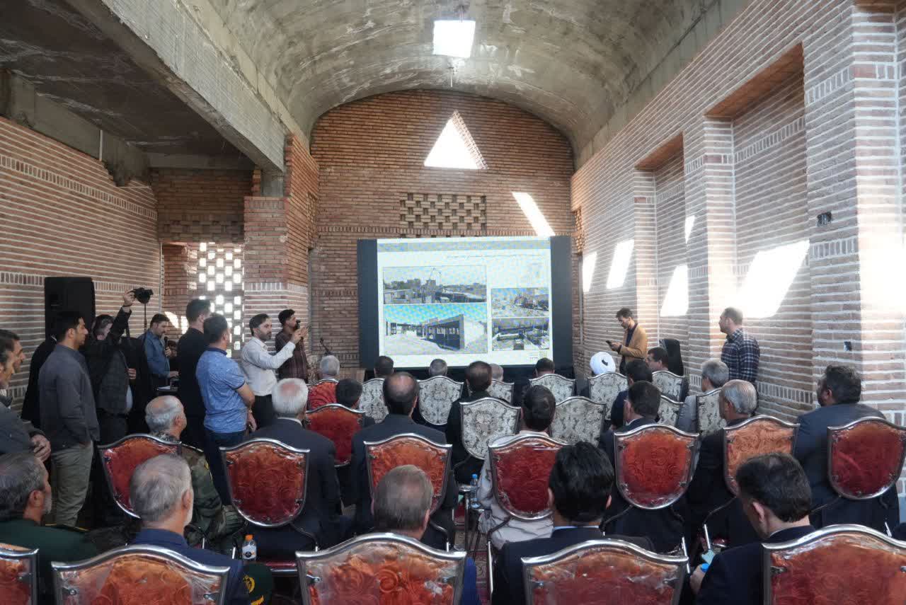 بازدید وزیر میراث فرهنگی و استاندار آذربایجانغربی از آرامگاه شمس تبریزی + تصاویر