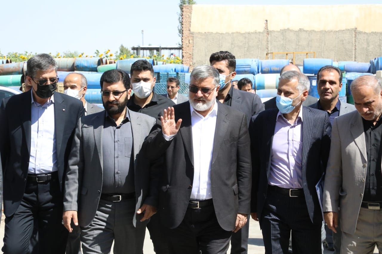 آلبوم تصویری / بازدید استاندار آذربایجان غربی از شرکت گلفام دو و قند جلال اوغلو در ارومیه