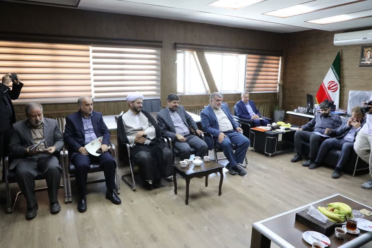 برگزاری جلسه بررسی روند بازسازی مناطق زلزلهزده شهرستان خوی + تصاویر