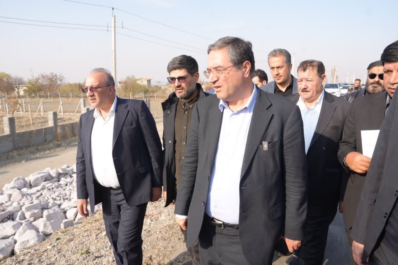 بازدید استاندار آذربایجانغربی از روند پیشرفت پروژه آزادراه ارومیه - تبریز + تصاویر