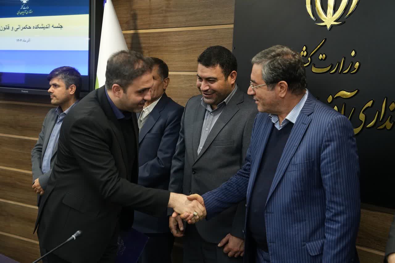 برگزاری جلسه اندیشکده حکمرانی و قانون‌گذاری در آذربایجان‌غربی + تصاویر