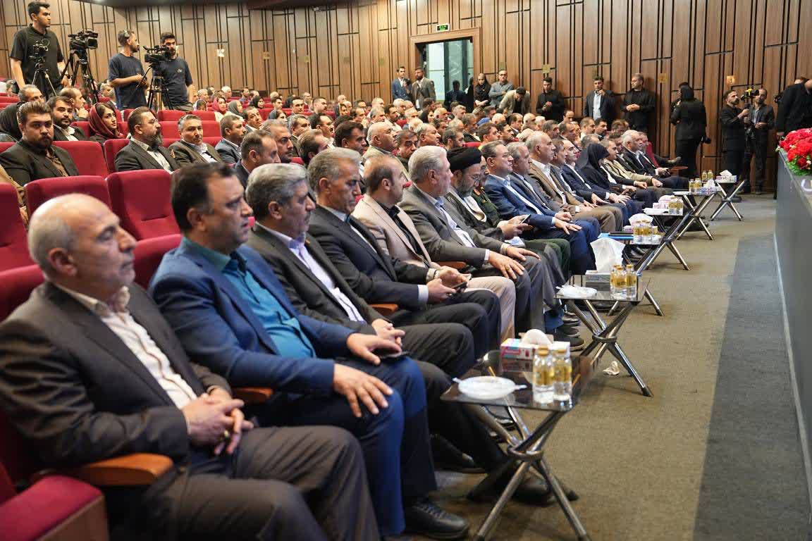 آلبوم تصویری / تجلیل از جهادگران صنعت و معدن آذربایجان‌غربی
