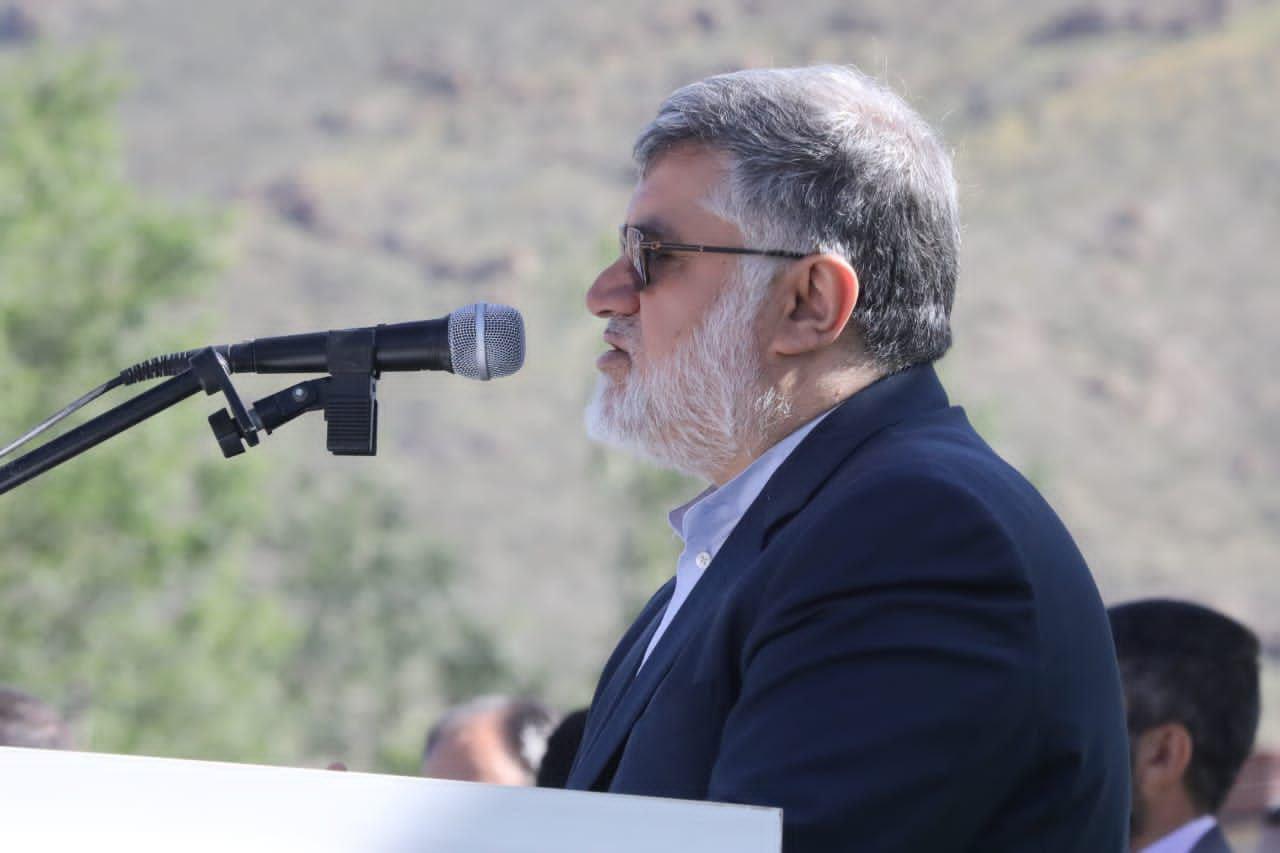 آلبوم تصویری / بازدید استاندار آذربایجانغربی از شهر قطور و روستا و پایانه مرزی رازی