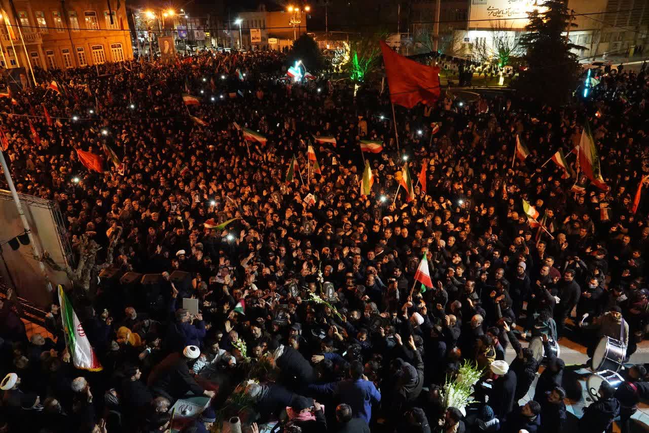 برگزاری آیین شهادت حضرت امام خامنه‌ای (قدس سره) و تشییع پیکر مطهر شهدای حافظان امنیت آذربایجان‌غربی + تصاویر