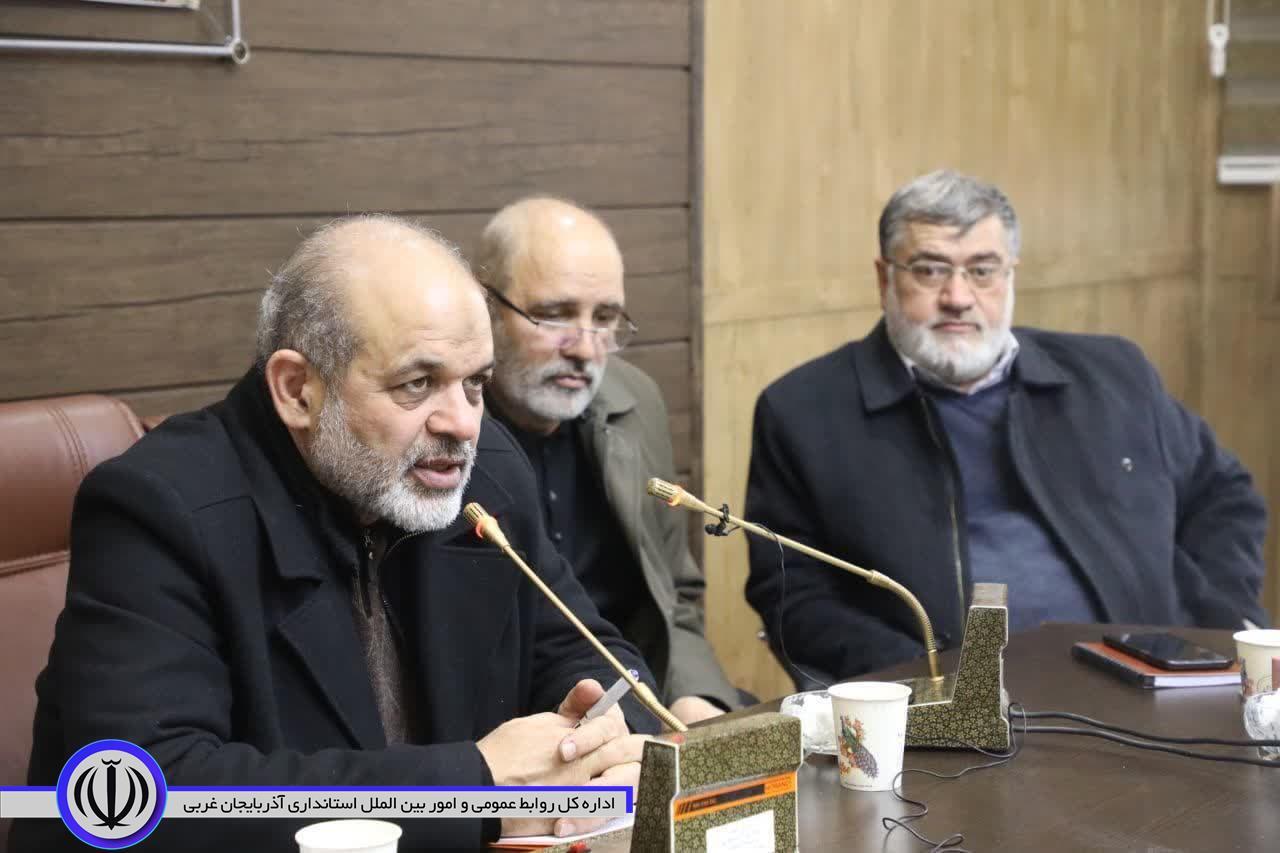 برگزاری جلسه پیشگیری، هماهنگی و فرماندهی عملیات پاسخ به بحران آذربایجانغربی + تصاویر