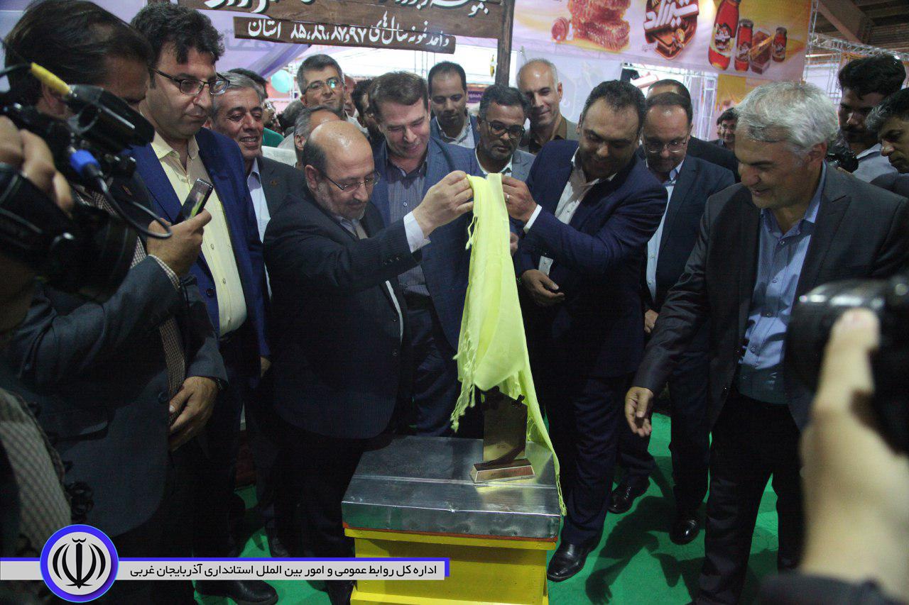 افتتاح نخستین جشنواره و نمایشگاه بینالمللی و تخصصی عسل ارومیه با حضور مصطفوی معاون سیاسی امنیتی واجتماعی استاندار آذربایجان غربی