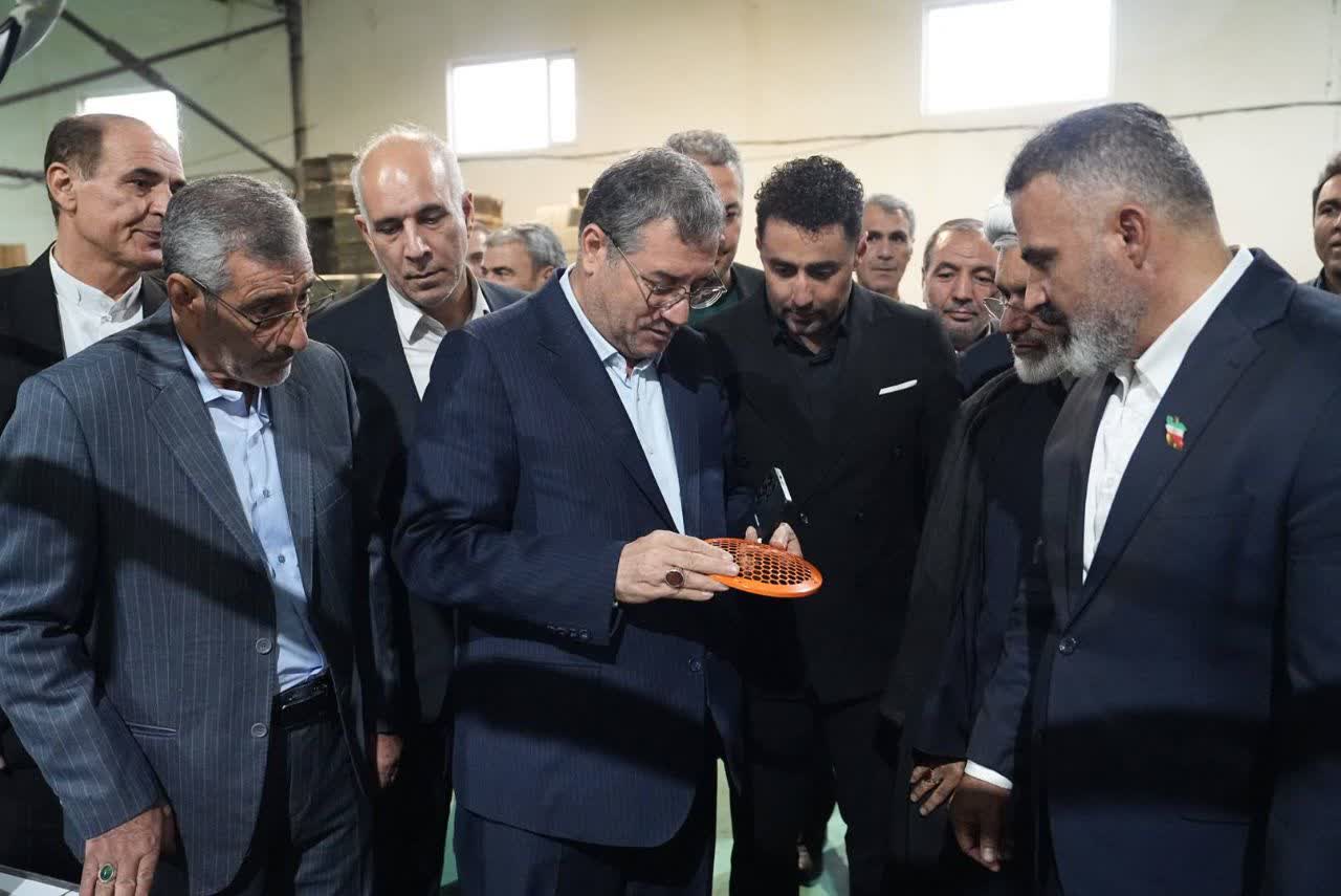 حمایت از تولید و رفع موانع فعالیت واحدهای صنعتی با جدیت دنبال میشود