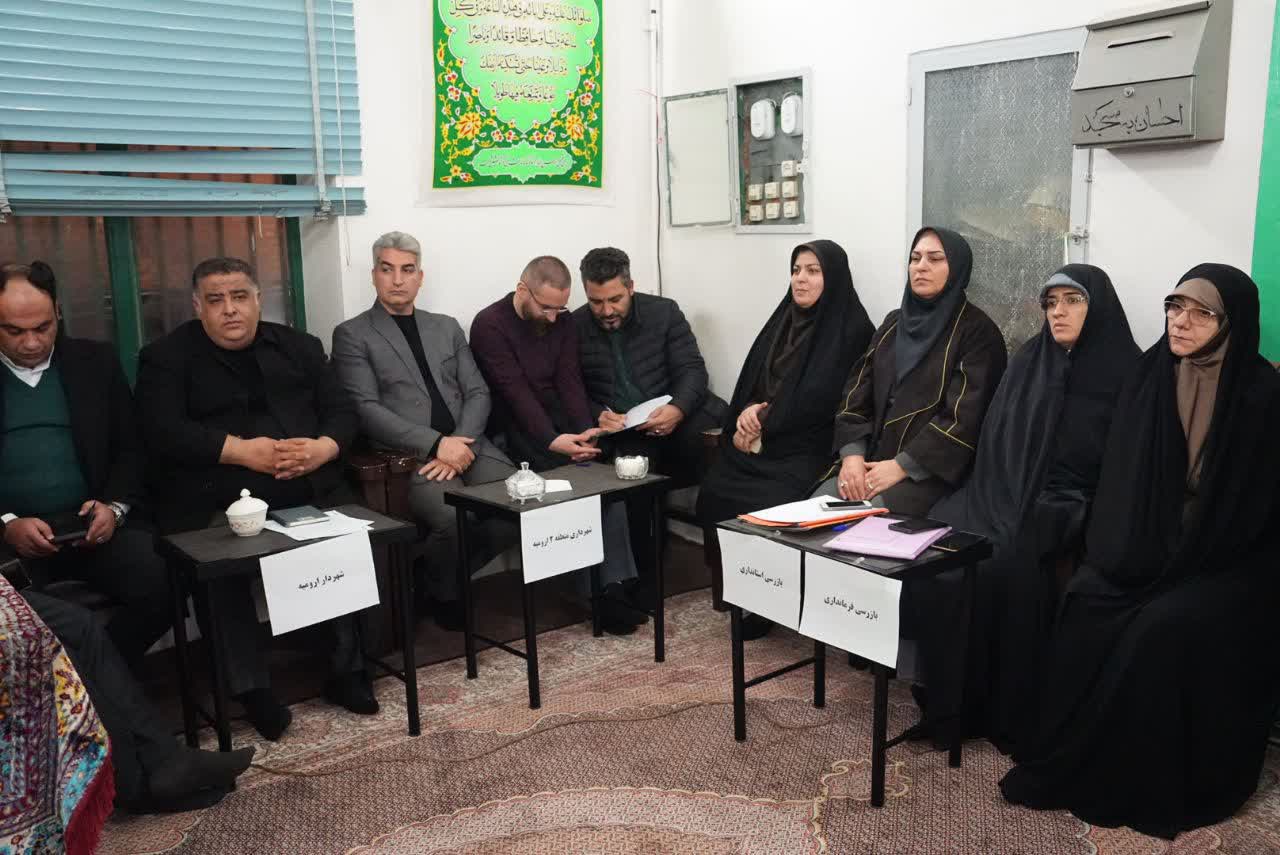 دیدار محله‌محور استاندار آذربایجان‌غربی با اهالی روستای قره‌حسنلوی روضه ارومیه + تصاویر