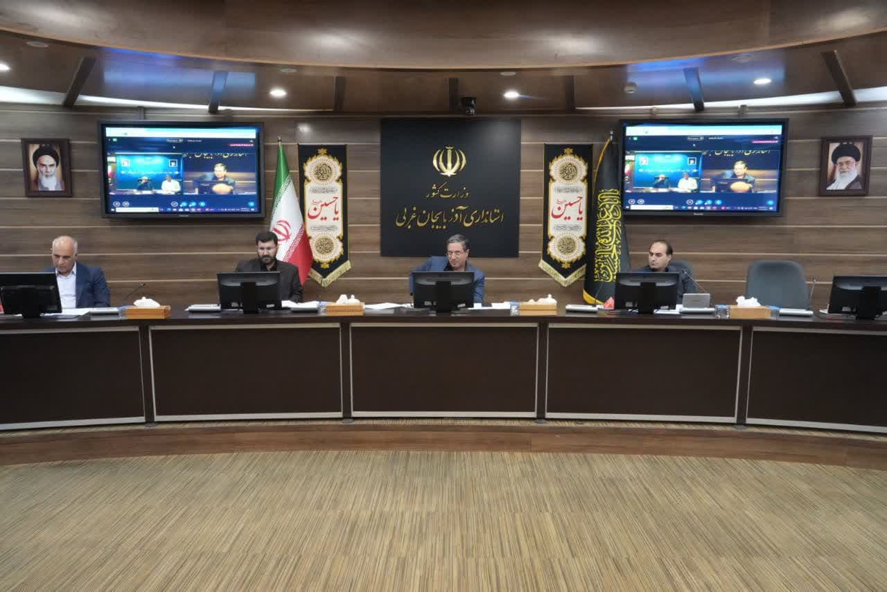 برگزاری جلسه توسعه صادرات غیرنفتی آذربایجانغربی + تصاویر