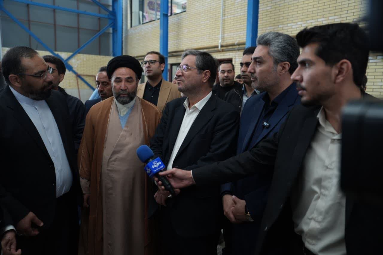 بازدید استاندار آذربایجانغربی از شرکت رعد الکتریک + تصاویر