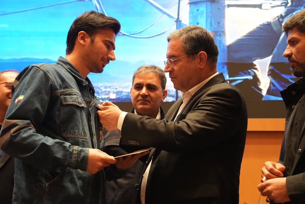 آلبوم تصویری / برگزاری آیین تجلیل از سیمبانان و دکل‌بانان صنعت برق آذربایجان‌غربی