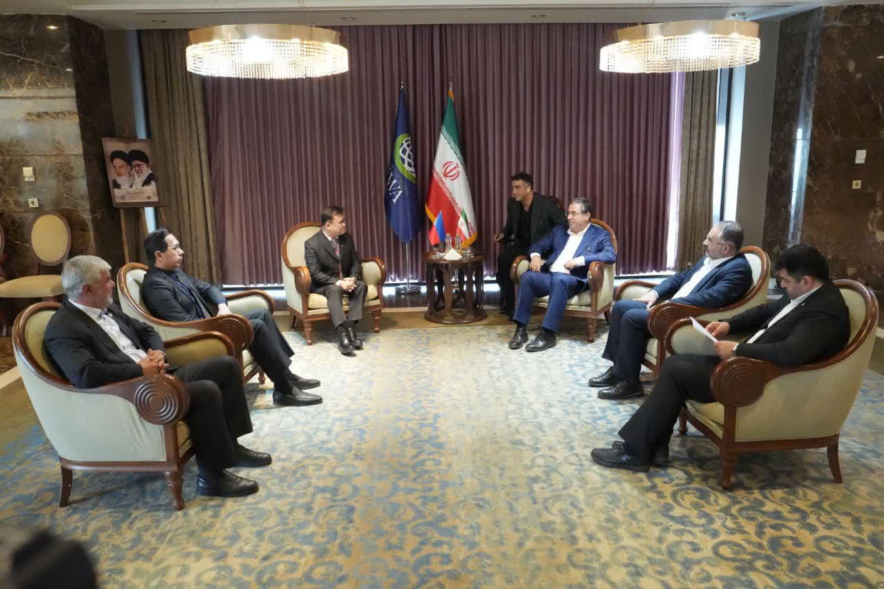 آلبوم تصویری / دیدار استاندار آذربایجانغربی با سفرای ازبکستان، اروگوئه، سریلانکا، فیلیپین و قرقیزستان