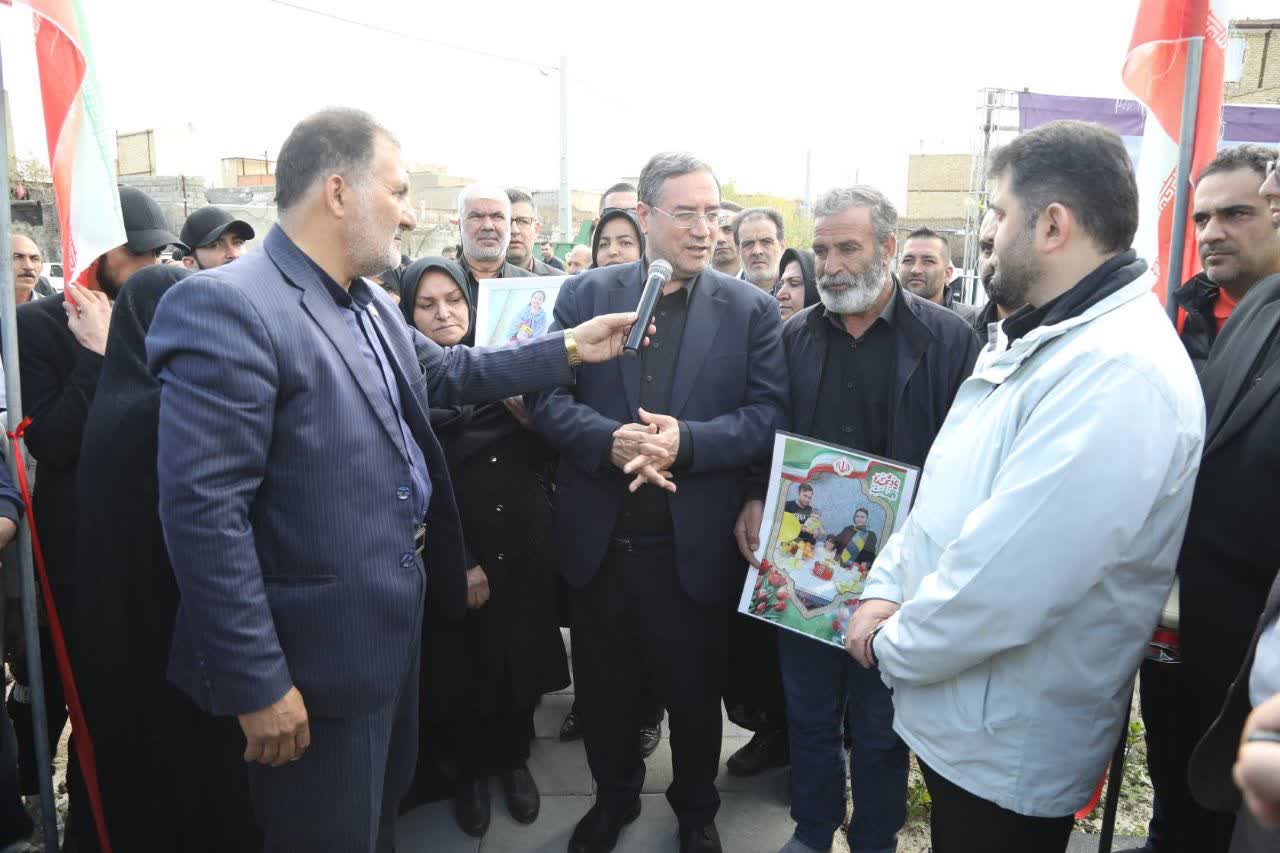 آلبوم تصویری / برگزاری آیین افتتاح پروژه بوستان محله‌ای شهیده رها حیدری در ارومیه