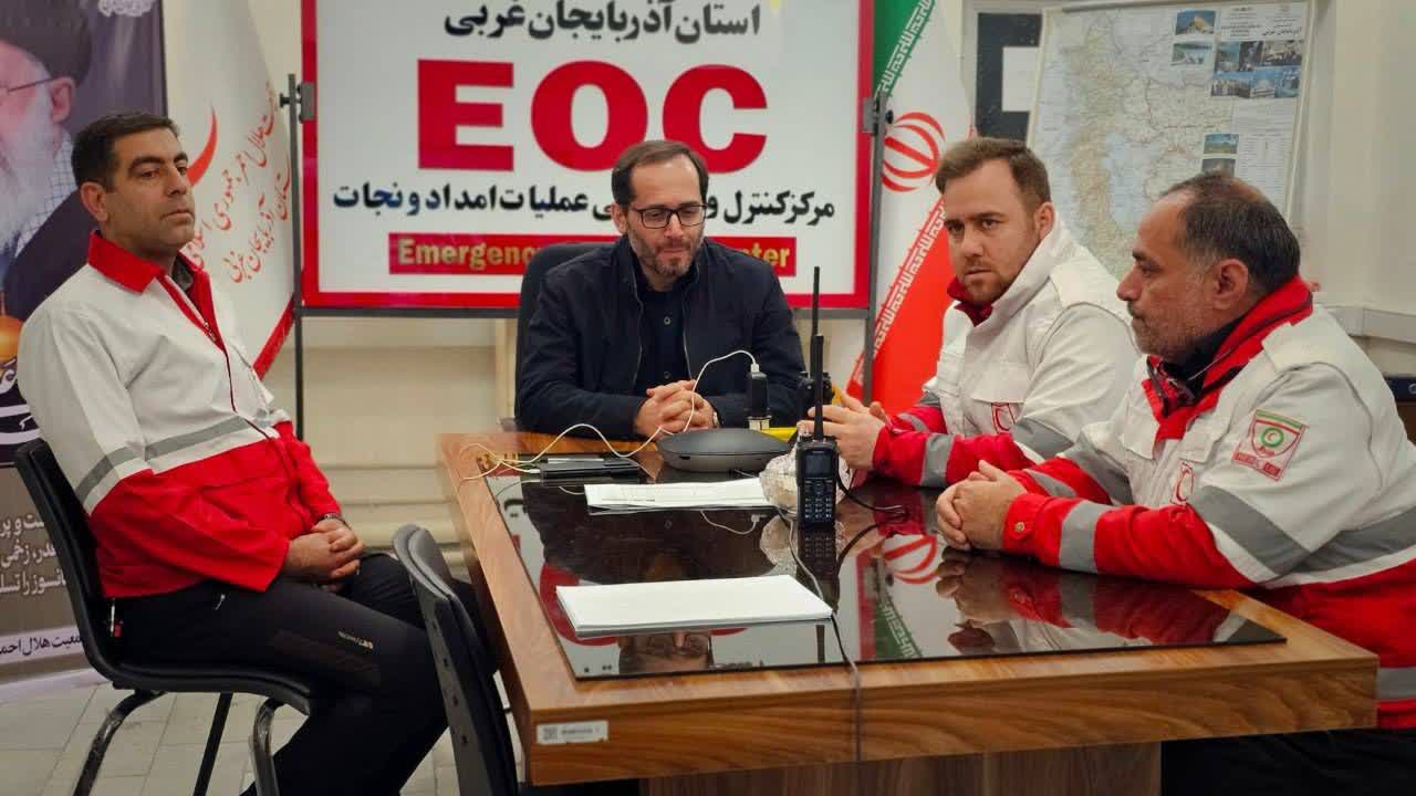 بازدید معاون استاندار آذربایجان‌غربی از آمادگی نیروهای هلال‌احمر استان + تصاویر
