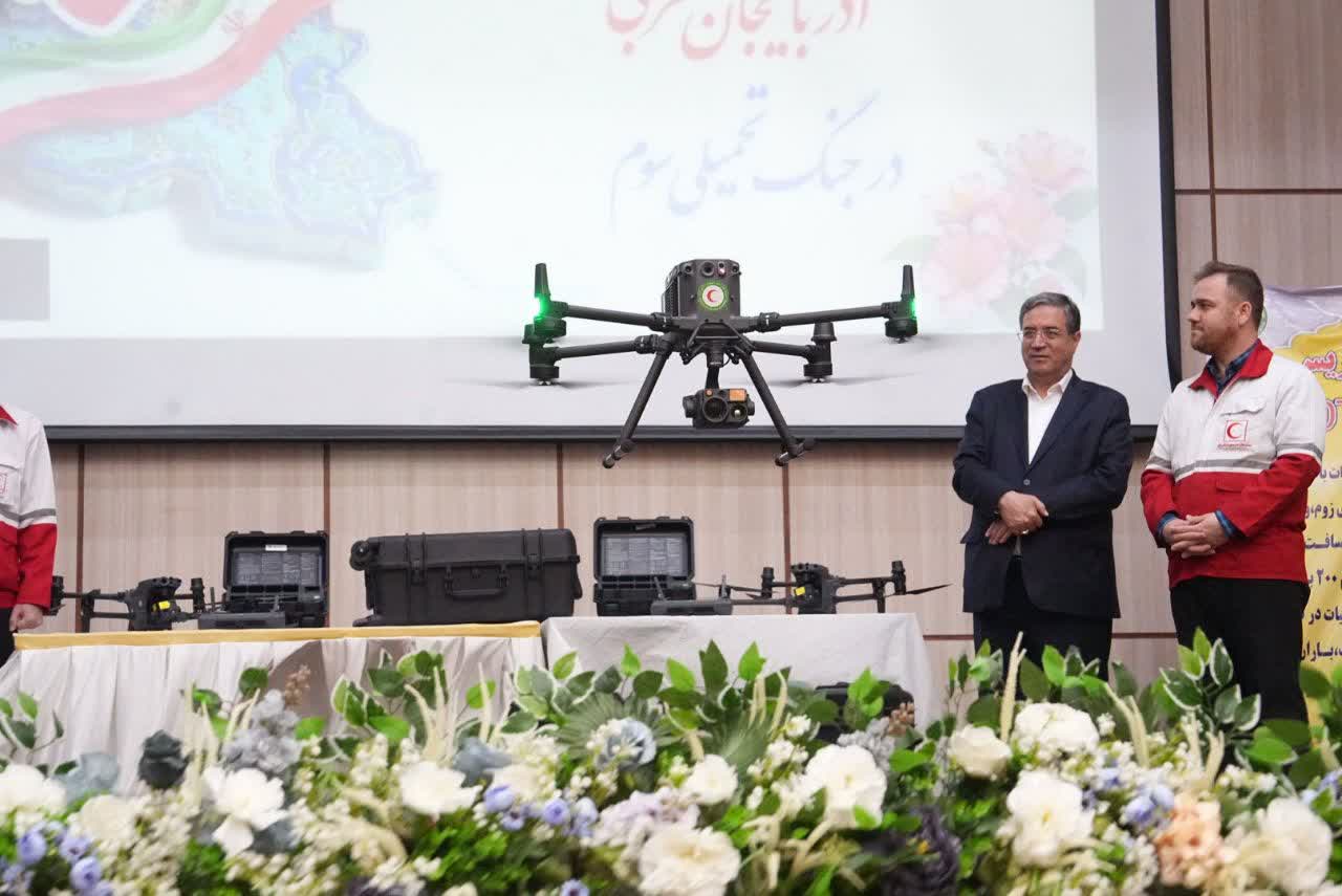 آلبوم تصویری / برگزاری مراسم تجلیل از رشادت‌های امدادگران جمعیت هلال احمر آذربایجان‌غربی