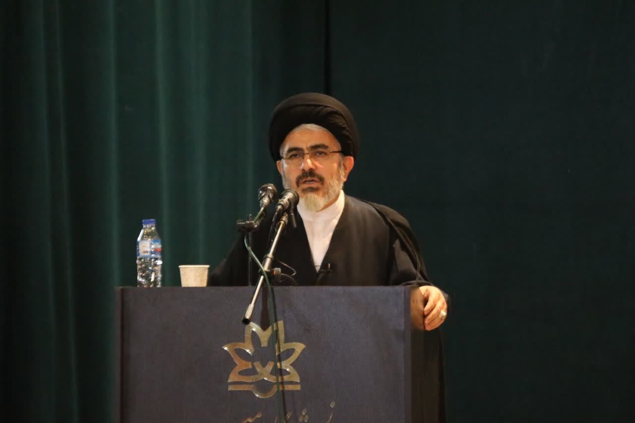 آلبوم تصویری / برگزاری آیین گرامیداشت 16 آذر و روز دانشجو در دانشگاه ارومیه