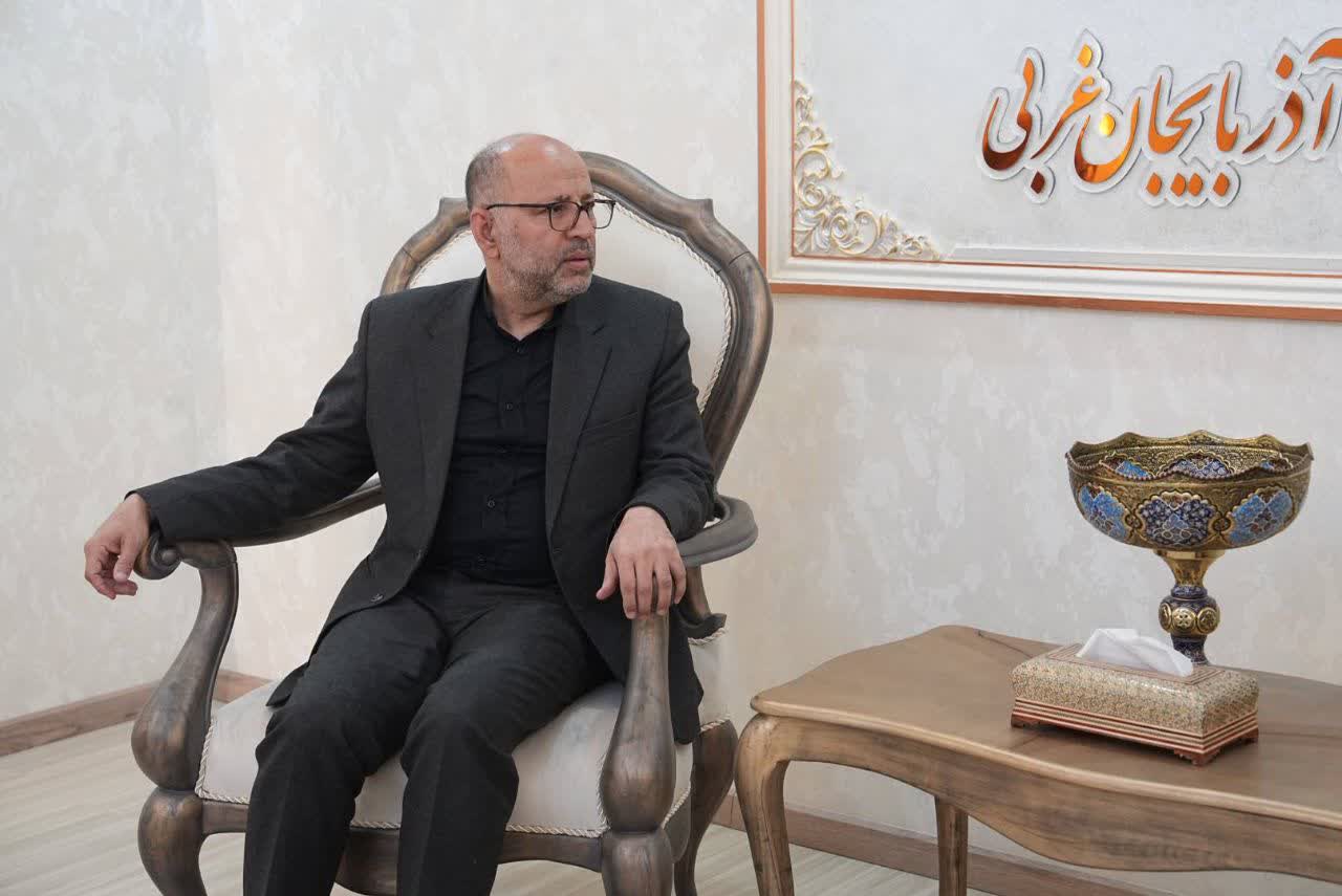 دیدار مدیرعامل بانک ملی و معاون وزیر اقتصادی و دارایی با استاندار آذربایجان‌غربی + تصاویر