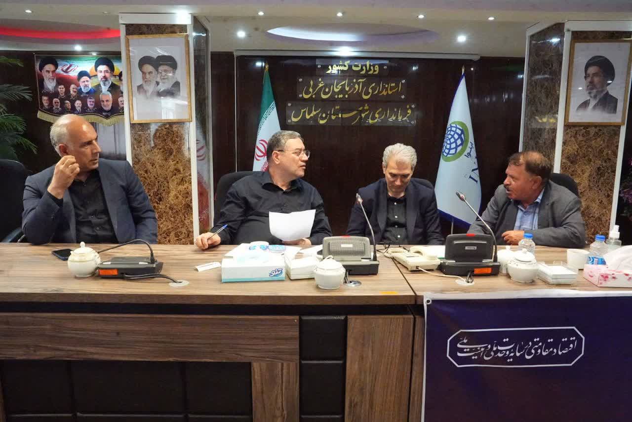 برگزاری ملاقات مردمی استاندار آذربایجانغربی در سلماس + تصاویر