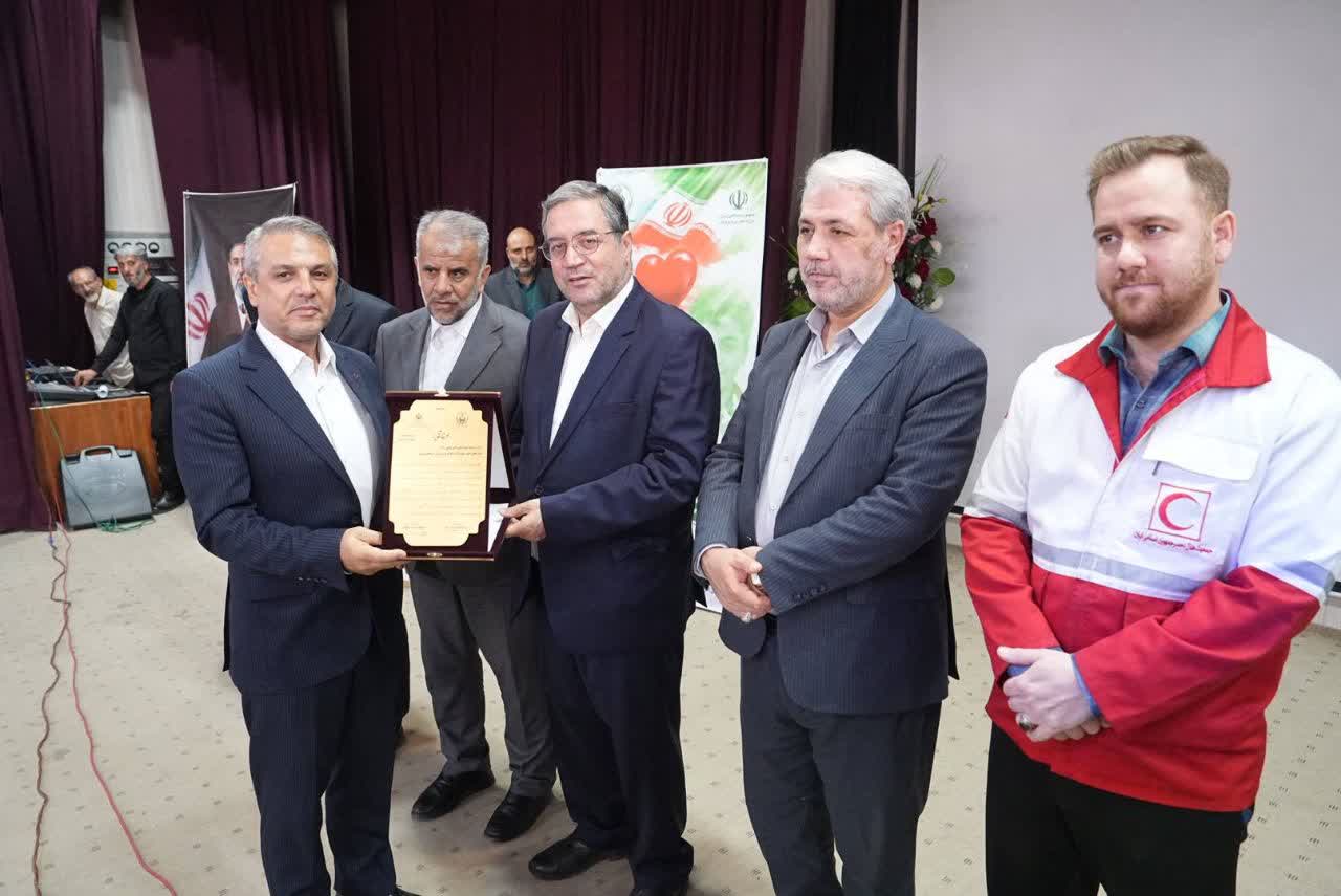 جشن عاطفهها در ارومیه به رنگ مهربانی درآمد + تصاویر
